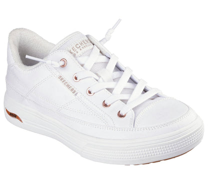 Skechers | Arch Fit Arcade - Meet Ya There