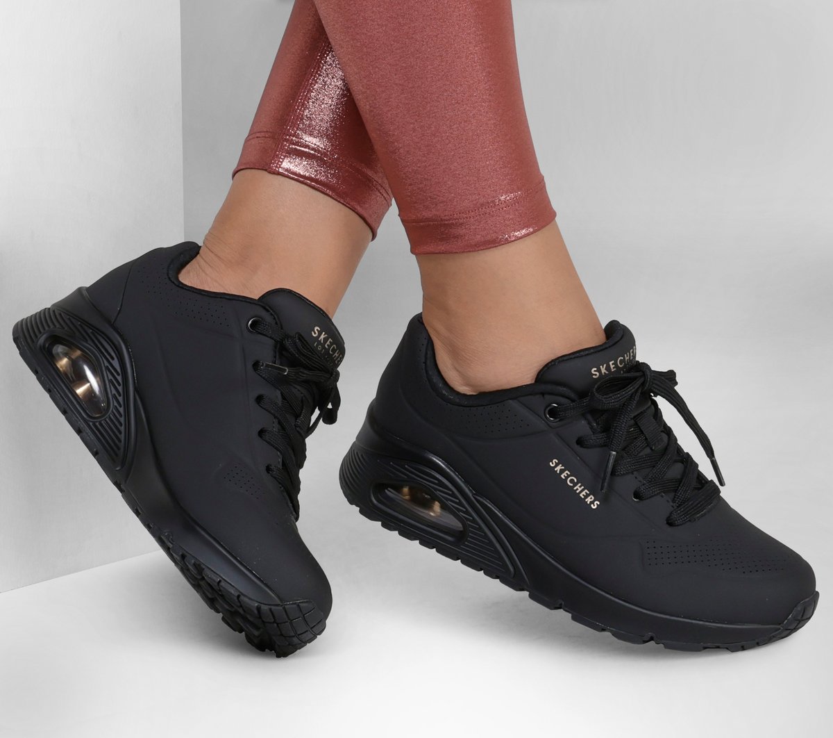 Skechers | UNO - Stand on Air