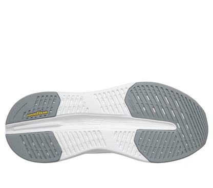 Skechers | Slip-ins: Max Cushioning Glide-Step - Oaklin
