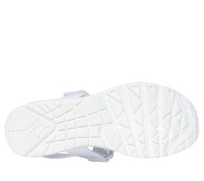 Skechers | UNO - Summer Stand2