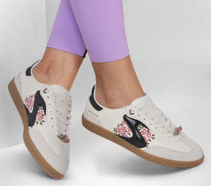 Skechers | Hotshot - Fiercely Floral