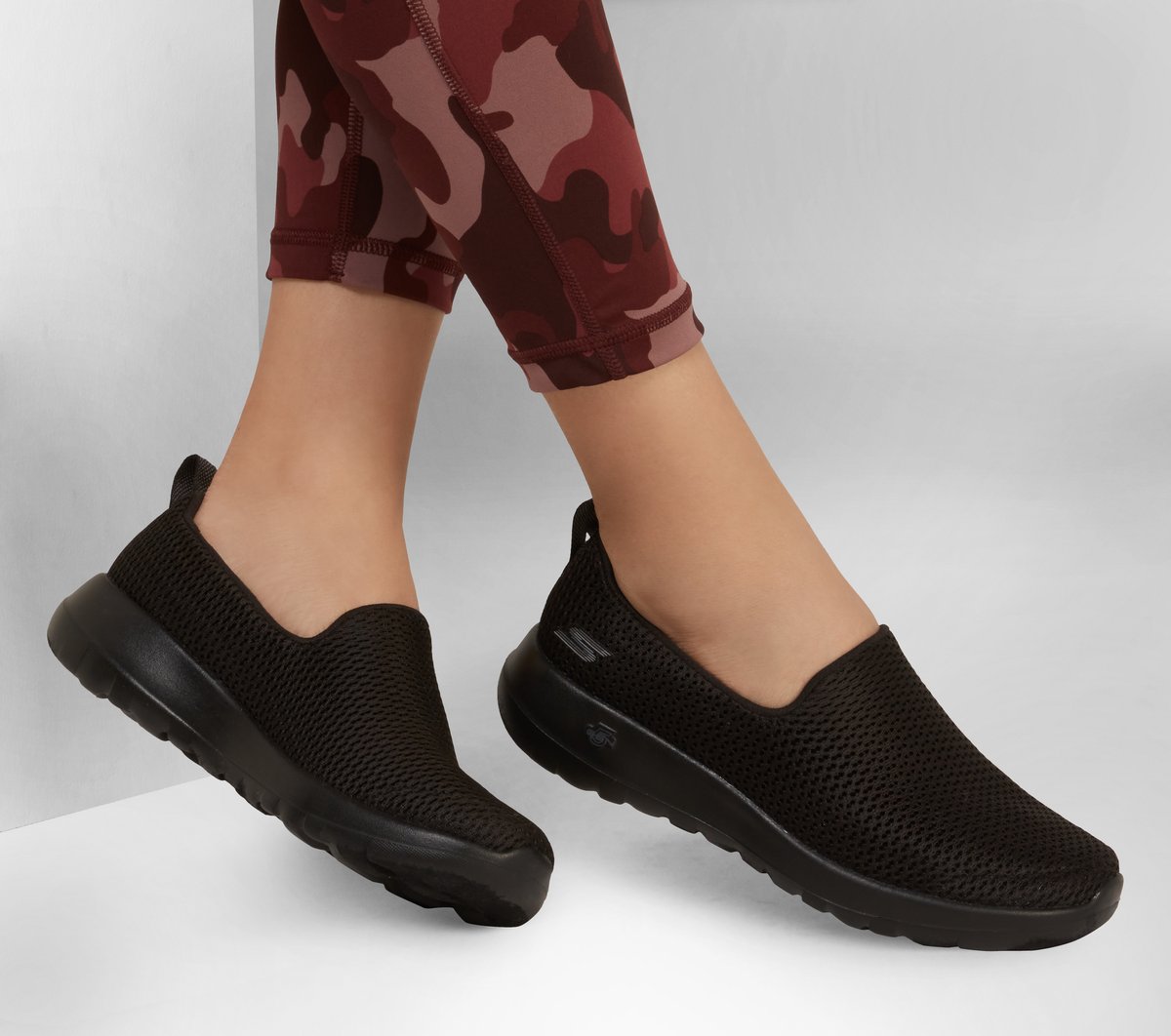 Skechers | GO WALK JOY