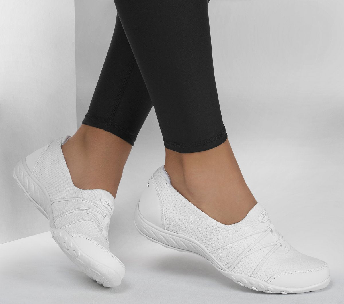 Skechers | Relaxed Fit: Breathe-Easy - Harbor Hues