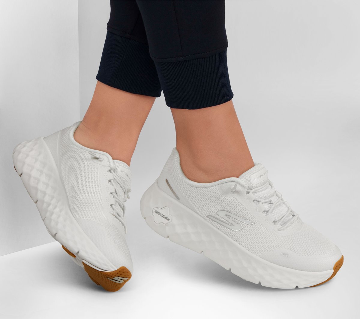 Skechers | GO WALK Max Cushioning Flex