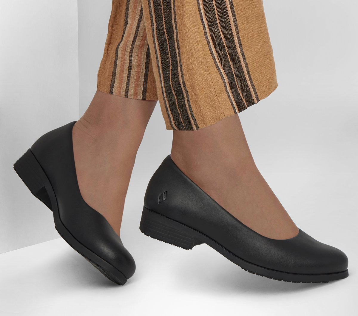 Skechers | Work: Naulia