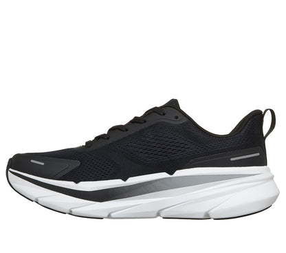 Skechers | Max Cushioning Premier 3
