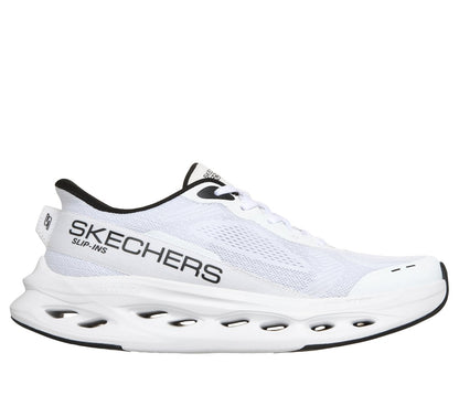 Skechers | Slip-ins: Max Cushioning Glide-Step - Advert