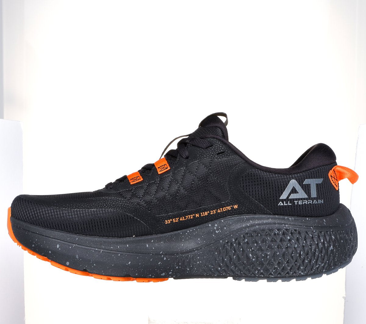 Skechers | GO RUN Supersonic Max A/T
