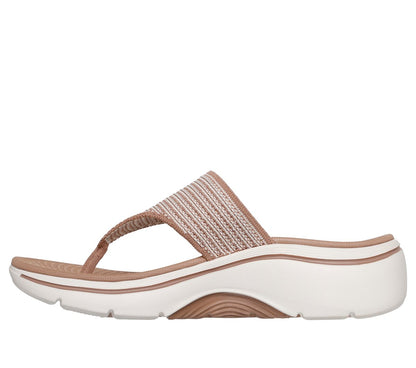 Skechers | GO WALK Arch Fit 2.0 Sandal -Resort Day